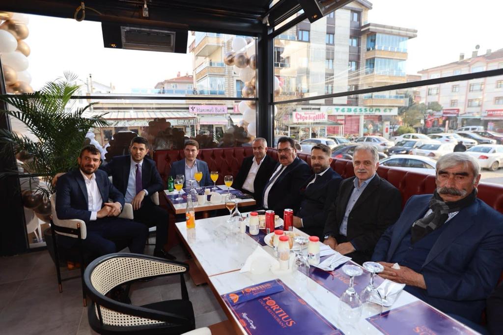 Samsun Sivil Toplum Kuruluşları Konfederasyonu SAMKON Genel Başkan Vekilimiz ve Ankara Samsun Dernekleri Federasyonu ASFED ile ASİYAD Genel Başkanı Sn Osman YILMAZ Bey in FORTIUS CAFE  RESTAURANT