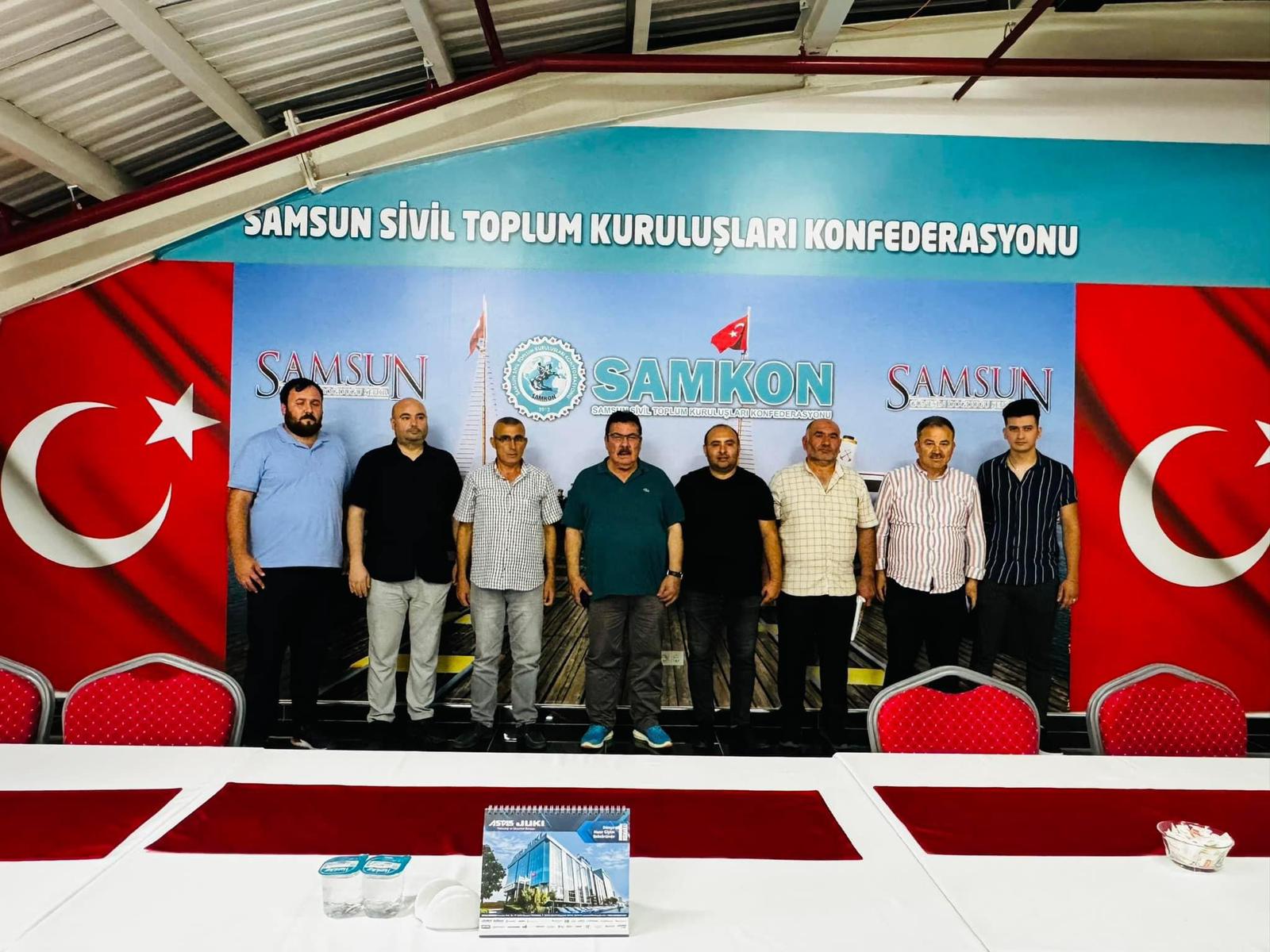 SAMKON Genel Merkezimizde Genel Başkanımız Sn Hasan Kaya AŞCI yı Yakakent Dernekler Federasyonu Genel Başkanı Sn Eyüp BAŞ SAMKON Yönetim Kurulu üyemiz Sn Turan GENÇOĞLU ziyaret